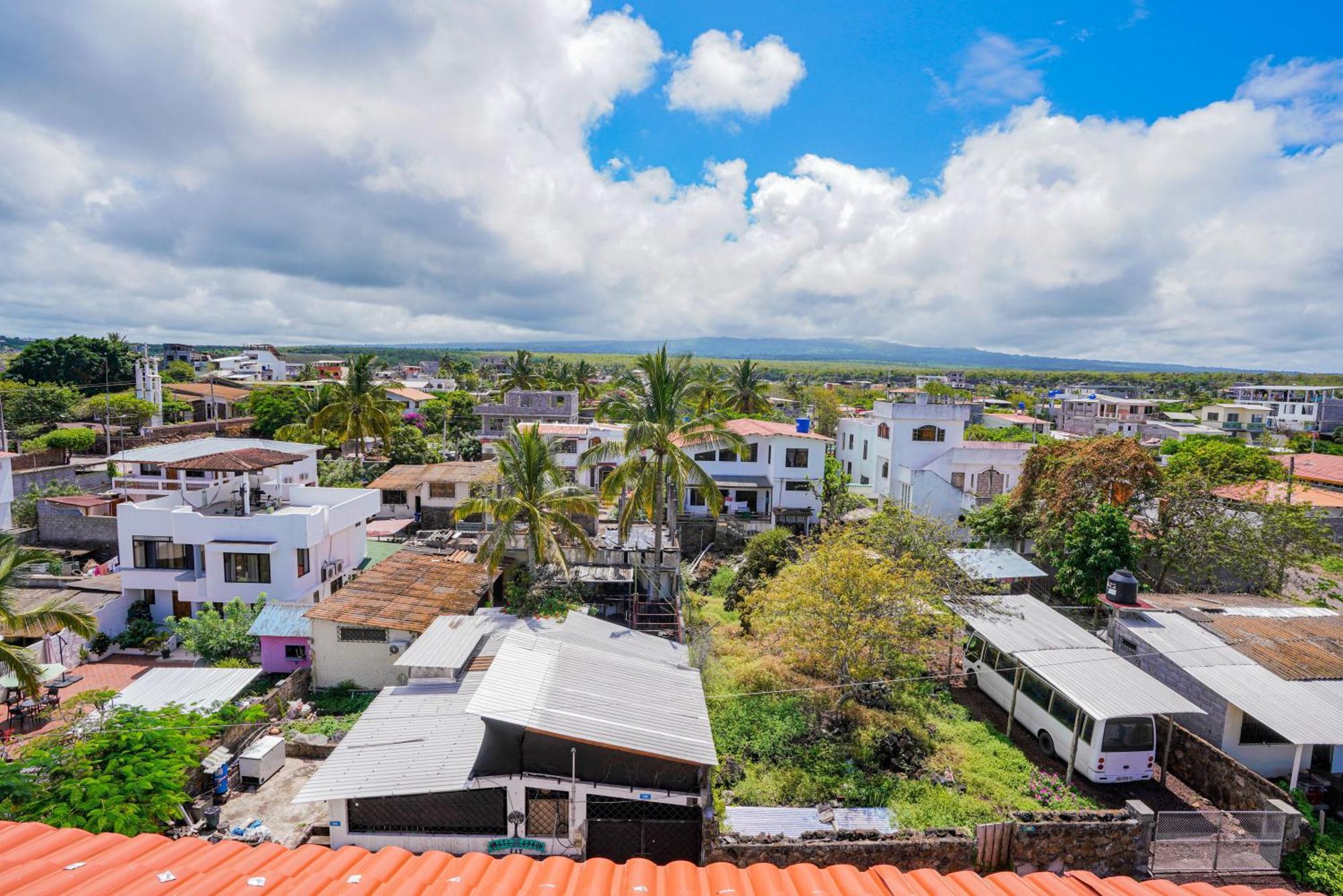 Galapagos Verde Azul Puerto Ayora  Exterior foto